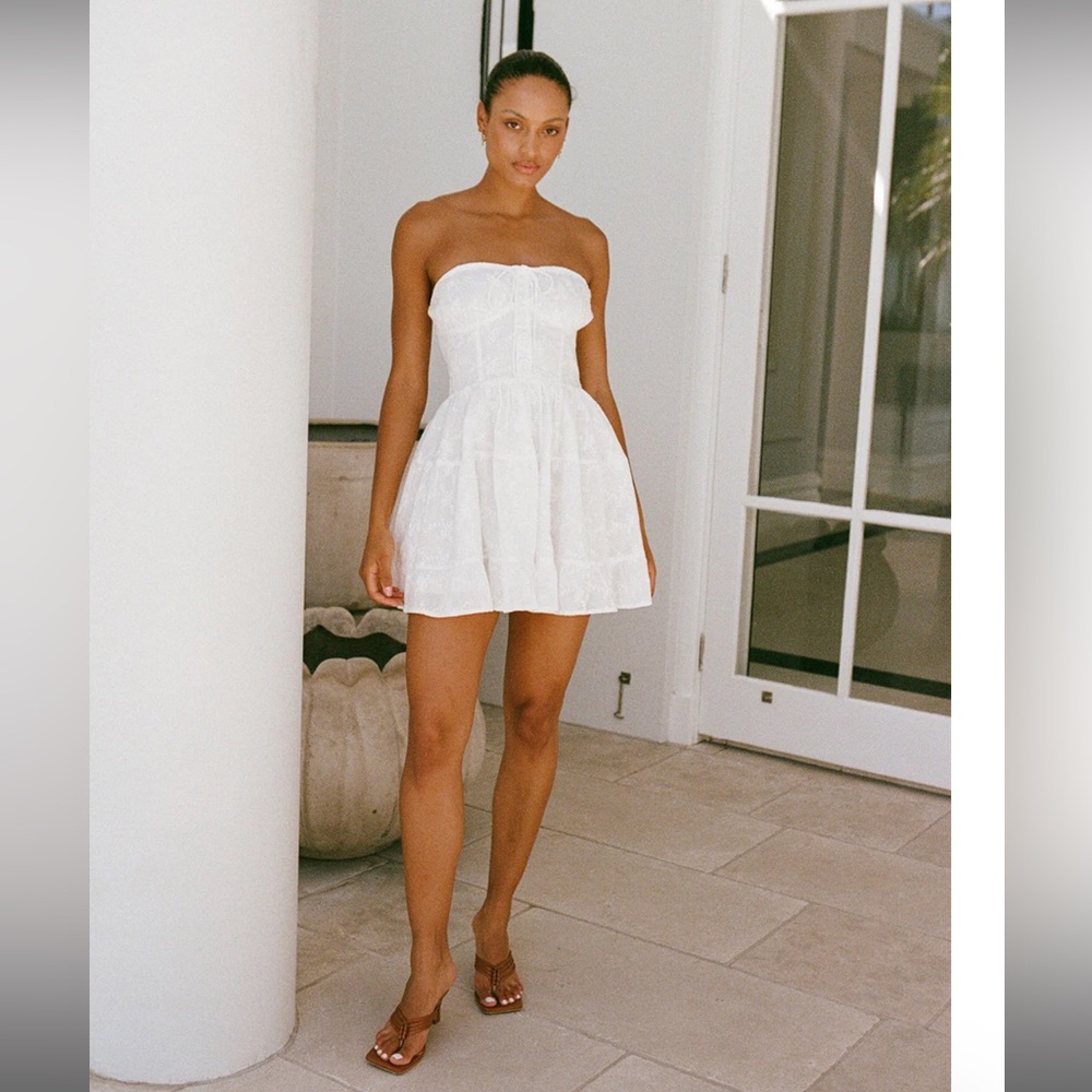 Sabo Skirt Strapless White Mini Dress